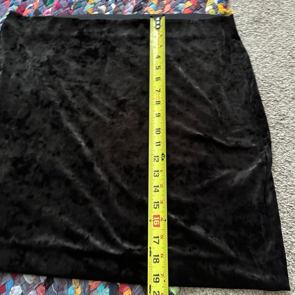 Loft Black Crushed Velvet Mini Skirt Women’s Size XL Stretch Witchy Holiday Goth - Picture 14 of 14